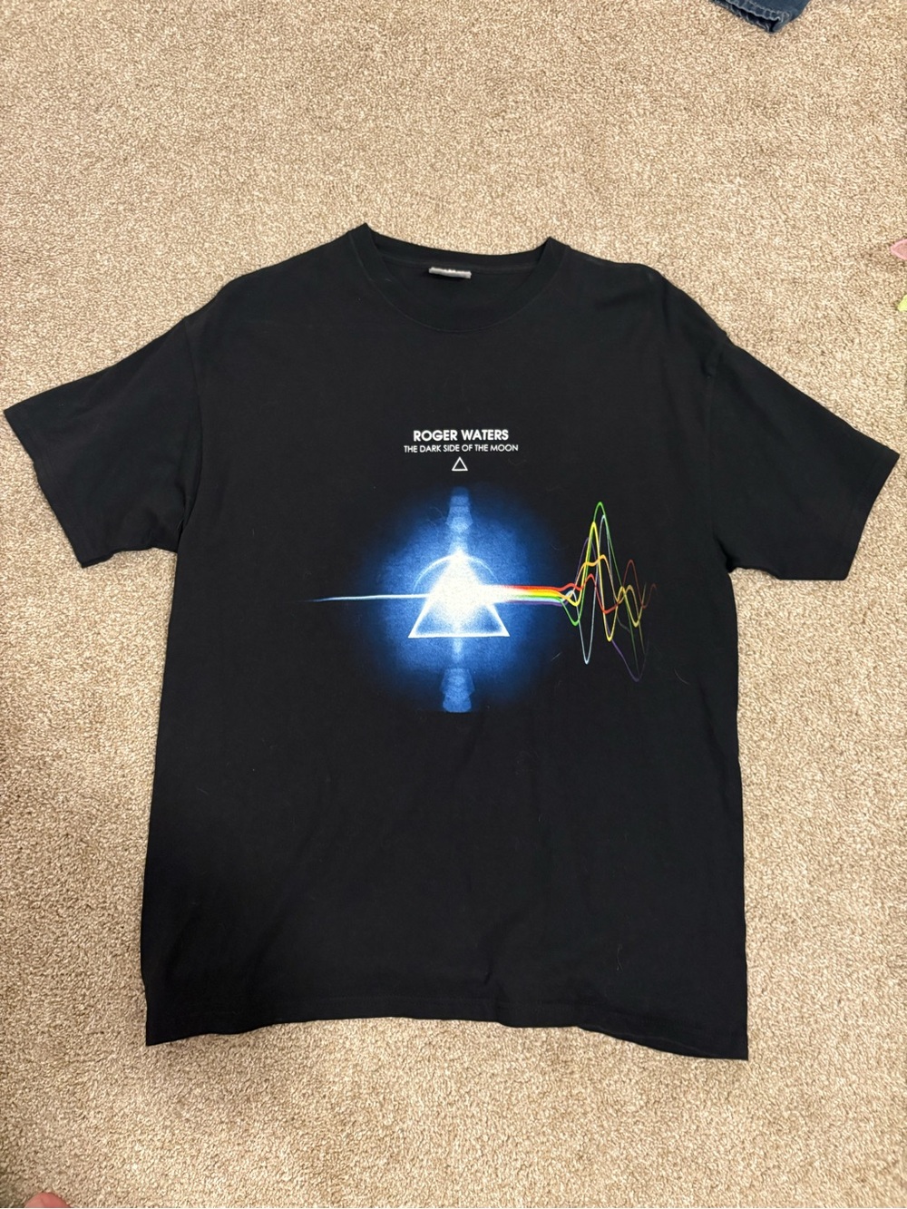 Black Graphic Tee - The Dark Side Of The Moon- Roger Waters 2007 Tour Shirt